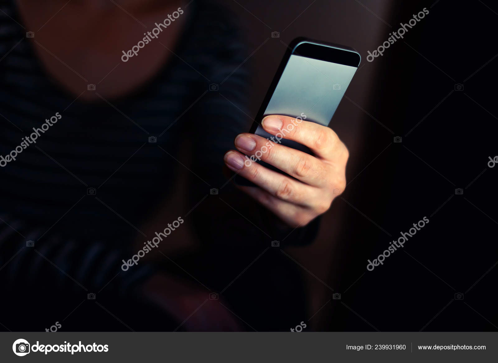 이렇게 연결돼 있는데, 왜 이렇게 혼자인가